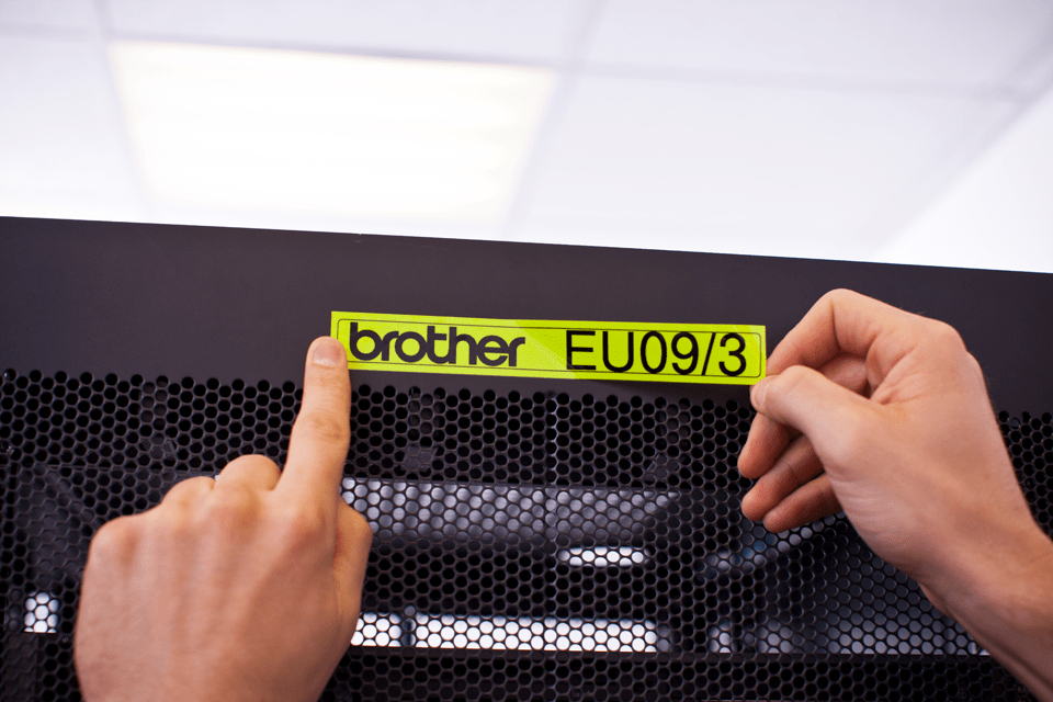 Brother Schriftband TZe-C51 | 24 mm | Schwarz auf Gelb | 5 m
